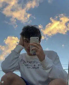 <em>Carlos Daniel N.</em>